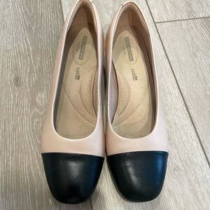 Clarks Women's Pink and Black Low Heels